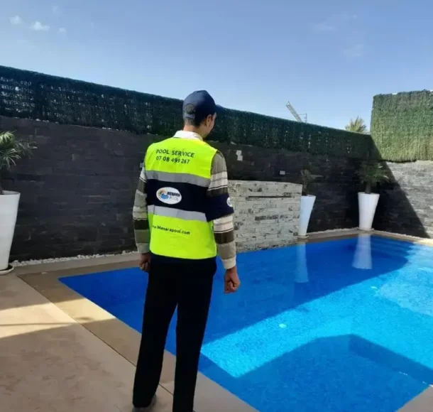 Si votre piscine a perdu de son éclat et de sa beauté d’antan, notre service de rénovation de piscines est là pour vous aider. En tant qu’experts dans la rénovation de piscines, nous pouvons transformer votre vieille piscine en une oasis de rafraîchissement. Notre gamme complète de services de rénovation de piscines comprend le revêtement, le remplacement de la tuyauterie, le remplacement de l’équipement, la réparation des fissures et des fuites, la mise à niveau de la plomberie et l’amélioration de la qualité de l’eau. Avec Menara Pool à Marrakech, nous sommes fiers de notre expertise et de notre savoir-faire, garantissant que votre piscine rénovée sera belle, fonctionnelle et durable pendant de nombreuses années à venir. Si vous cherchez à donner une nouvelle vie à votre piscine, notre équipe de professionnels est là pour vous aider à réaliser votre vision. Contactez-nous dès maintenant pour en savoir plus sur nos services de rénovation de piscines